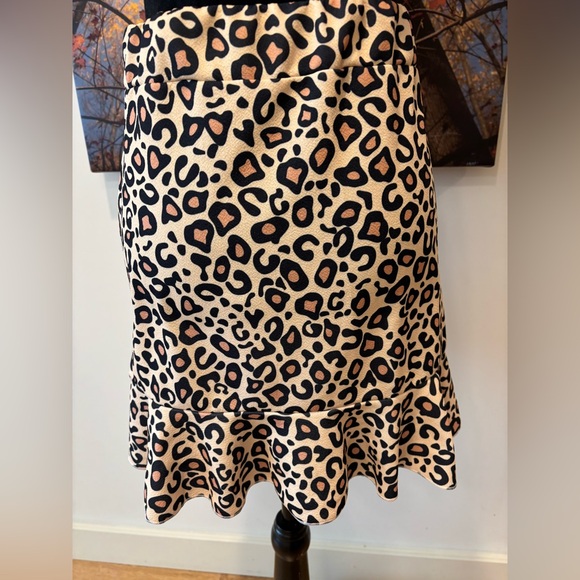 Leopard Print Ruffle Skirt - Picture 3 of 6